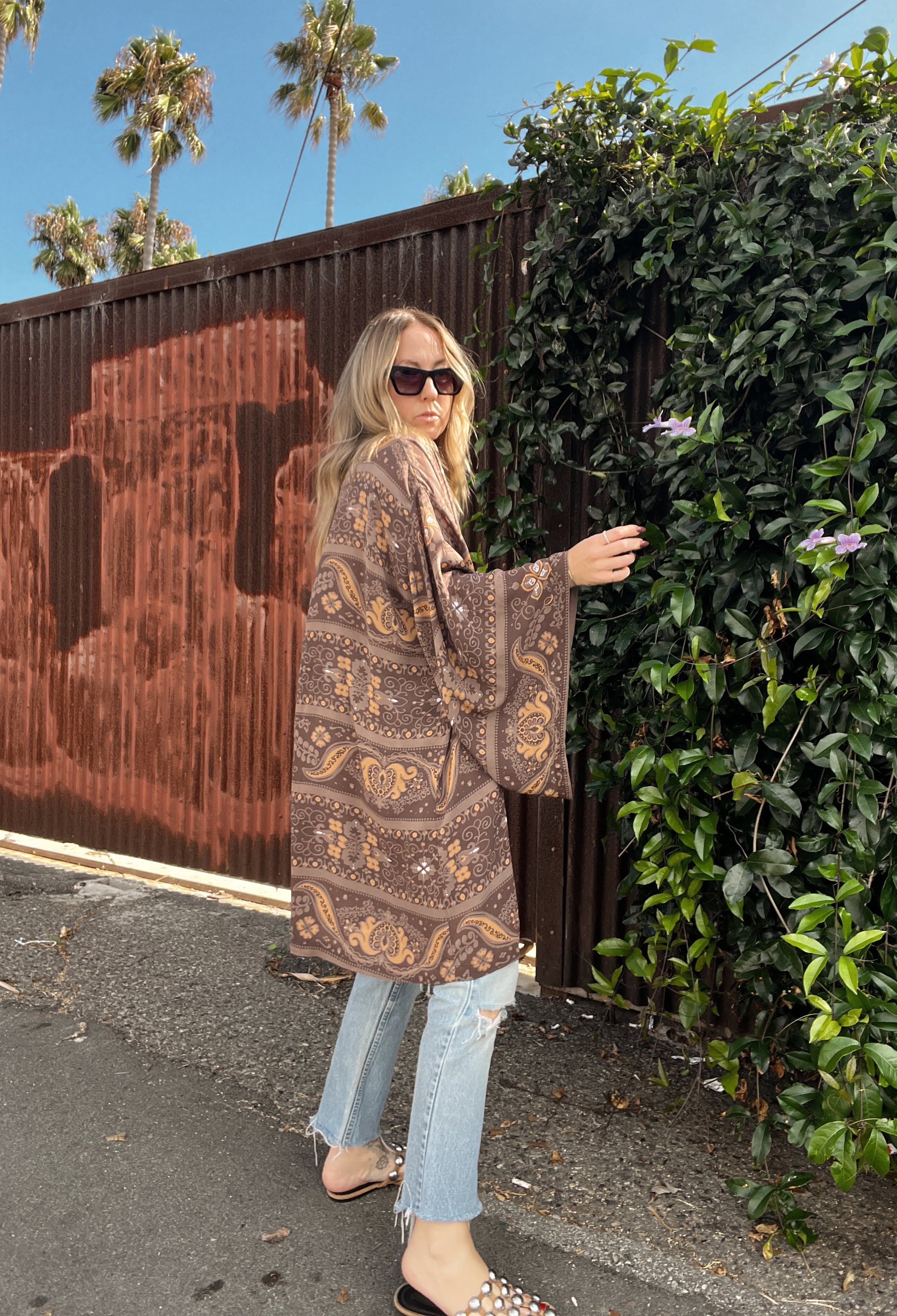 The Hitchhiker Kimono