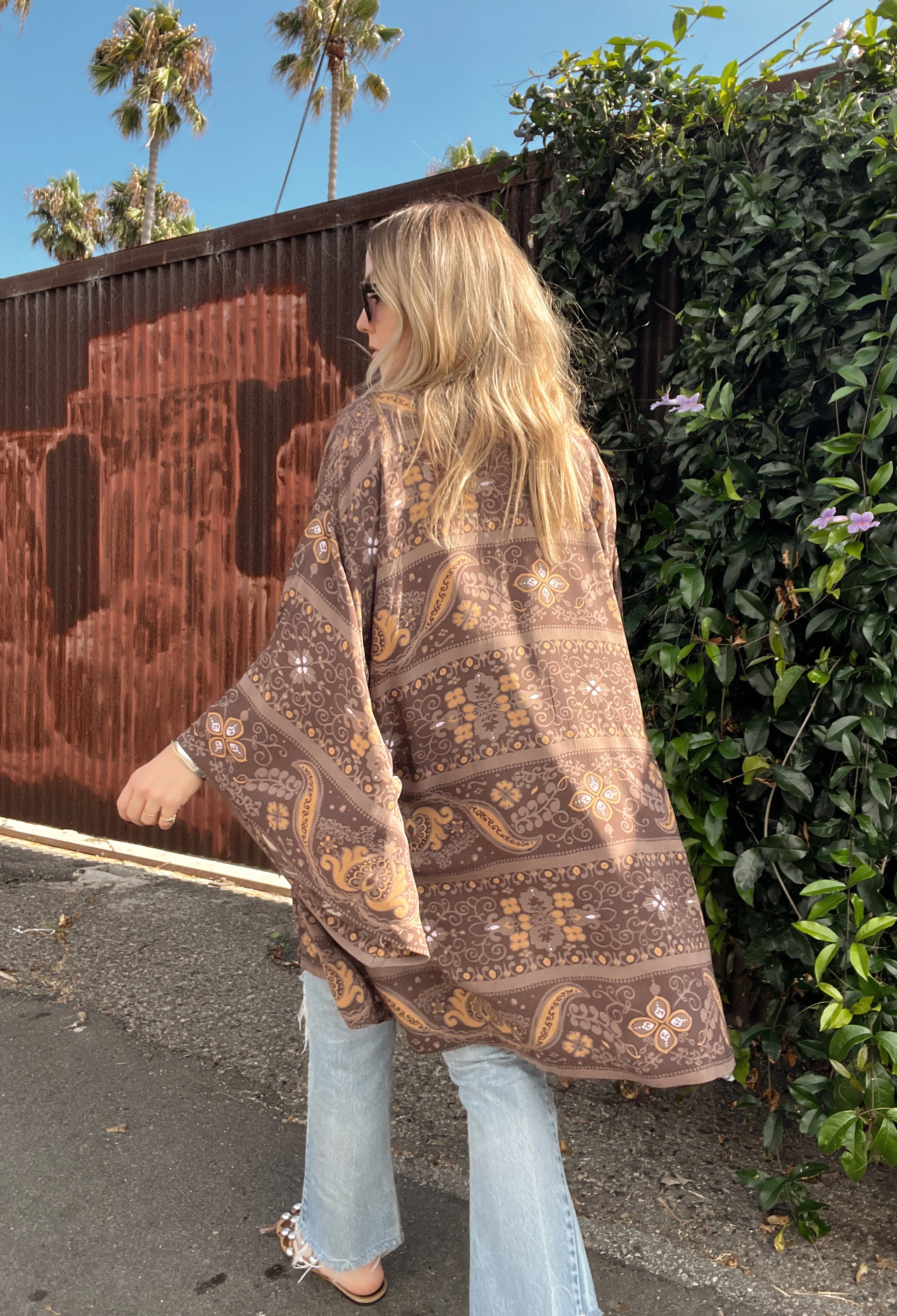 The Hitchhiker Kimono